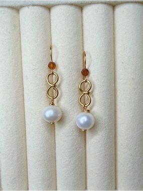Infinity Pearl Garnet Earrings